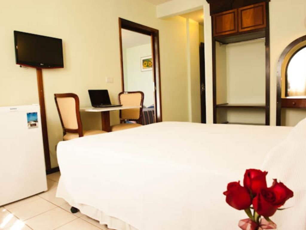 Imperador Turismo Hotel Piçarras Zewnętrze zdjęcie