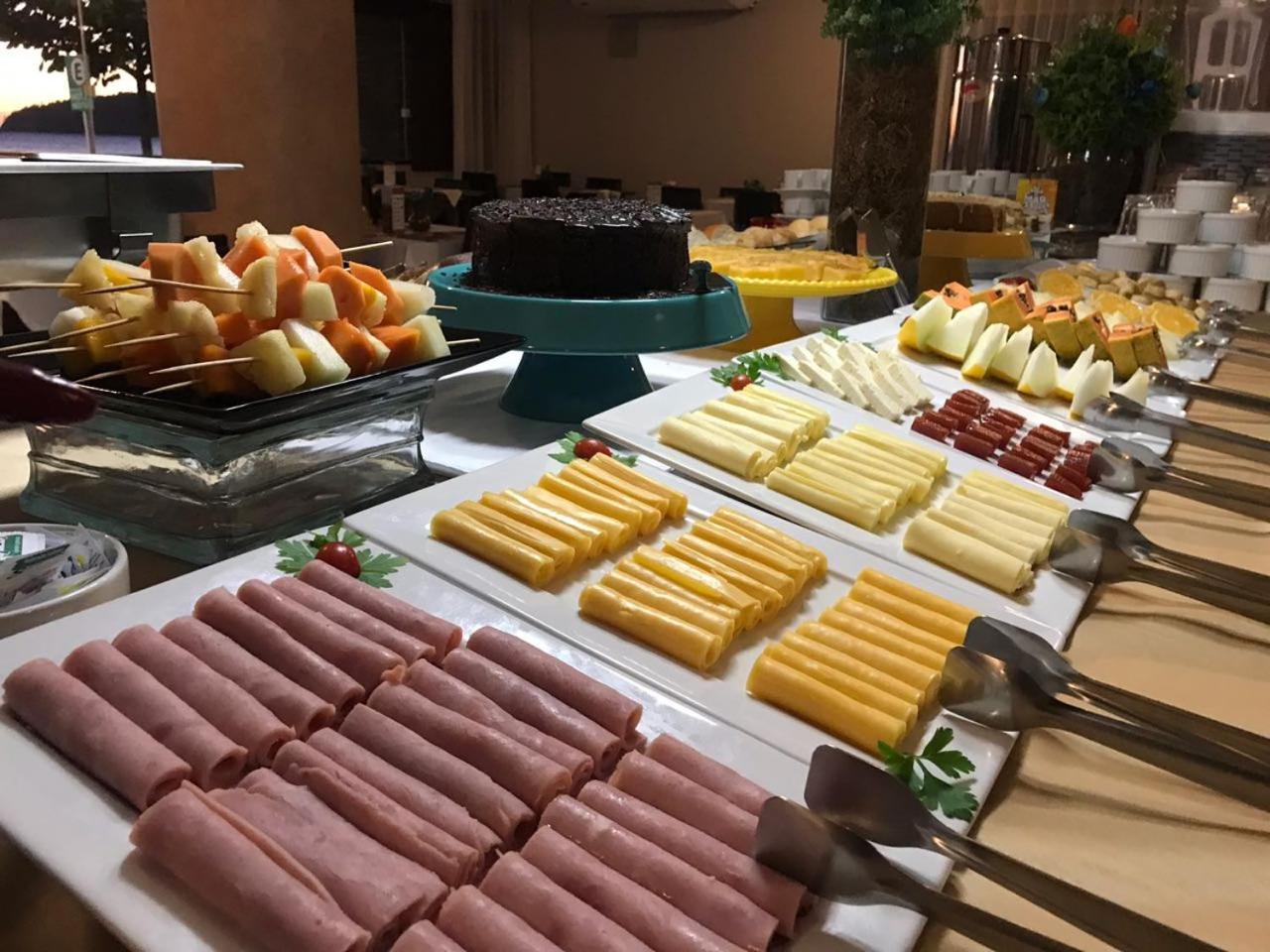 Imperador Turismo Hotel Piçarras Zewnętrze zdjęcie